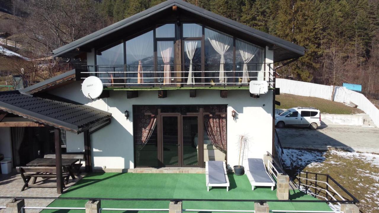 Casa Yla Villa Piatra Neamţ Dış mekan fotoğraf