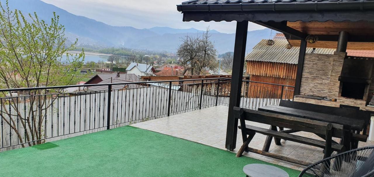 Casa Yla Villa Piatra Neamţ Dış mekan fotoğraf