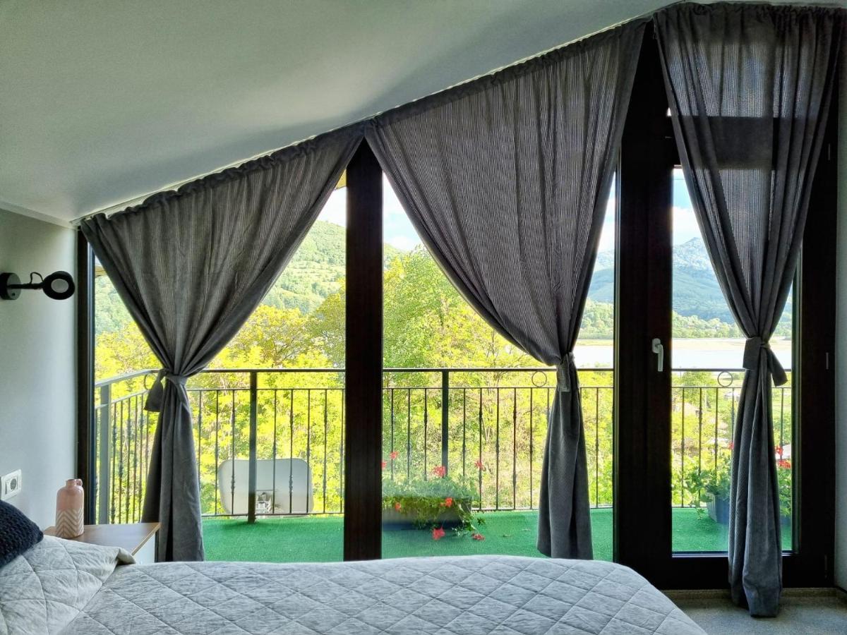 Casa Yla Villa Piatra Neamţ Dış mekan fotoğraf